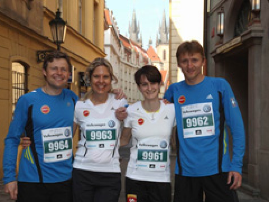Staffetta con l´ Associazione per lo Sport e il Fair play alla Volkswagen Marathon con Martina Sáblíková, campione olimpico di pattinaggio veloce (2010)